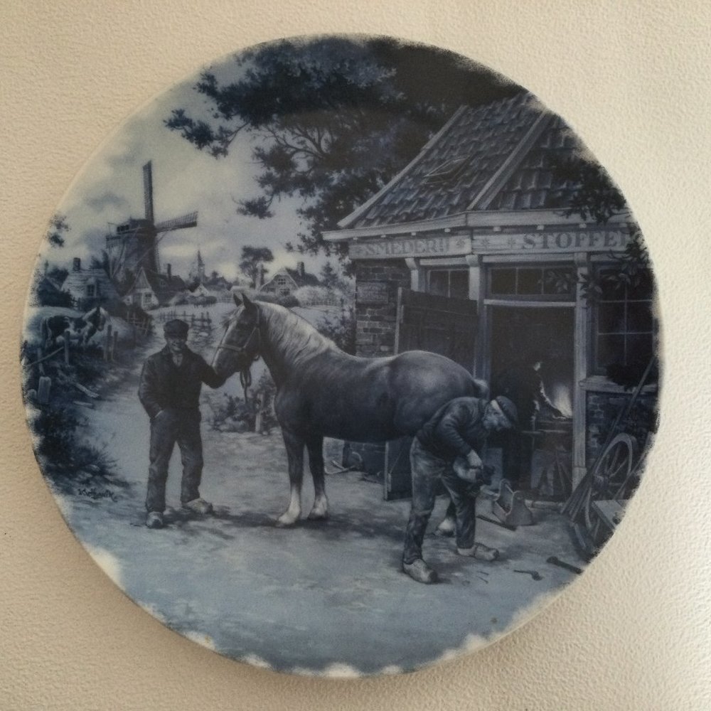 Vintage blue & white wall plate Delft Blauw hand decorated made in Holland horse